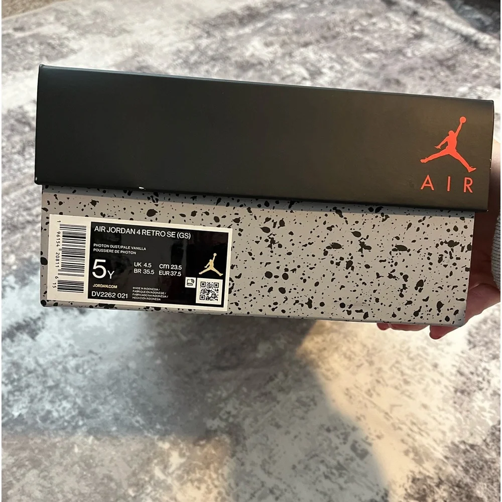 Air Jordan 4 Retro Craft Unisex Shoe